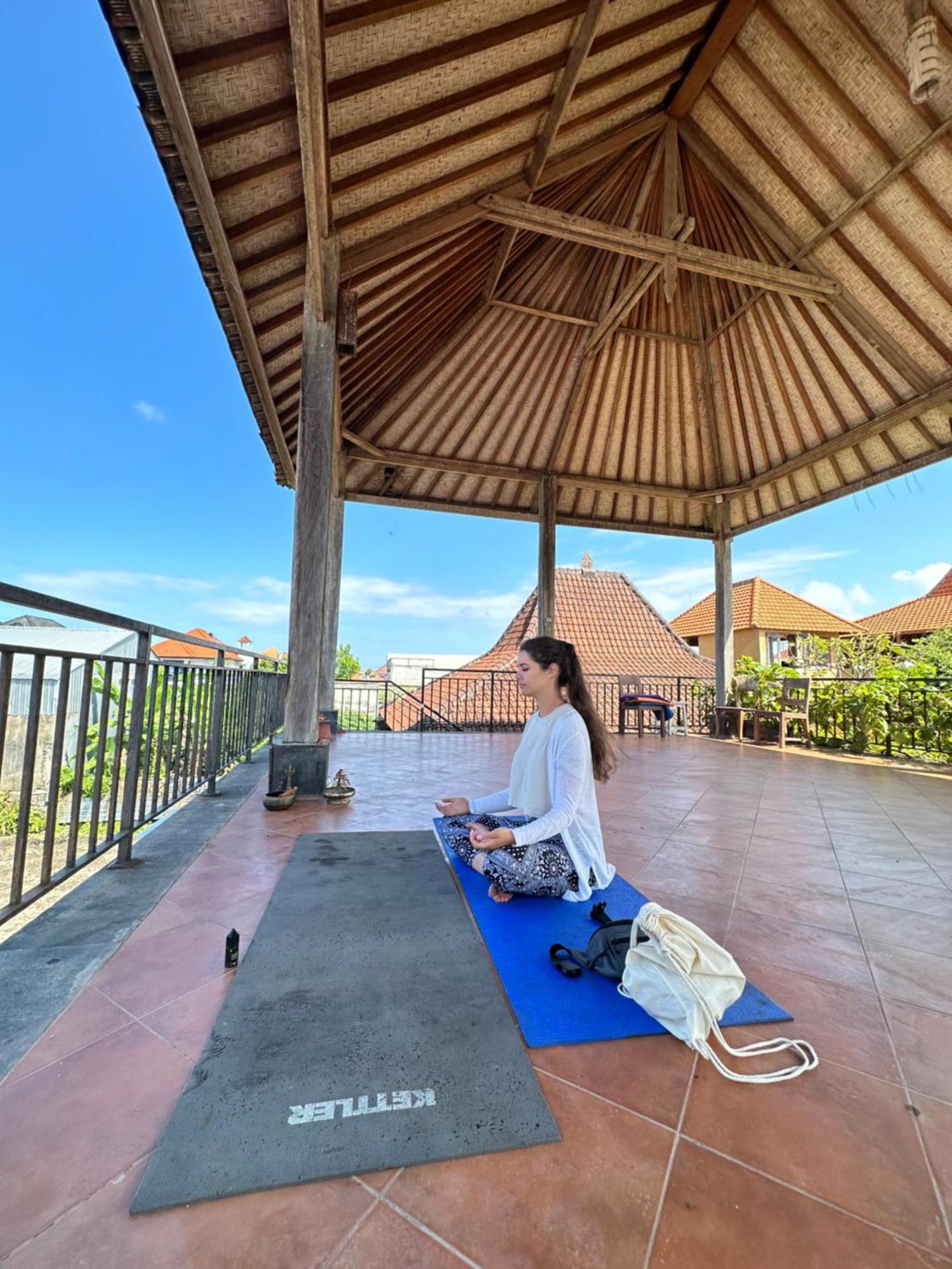 Bali Telaga Hati Yoga Healing And Retreat Center Hostel Sanur Exteriör bild